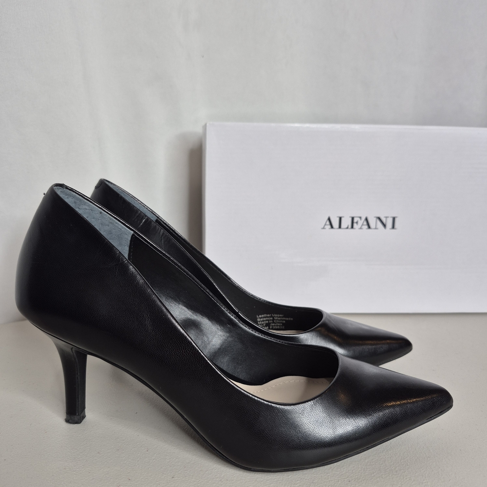 Alfani Step 'N Flex Jeules Black Classic Pumps - Size 7.5